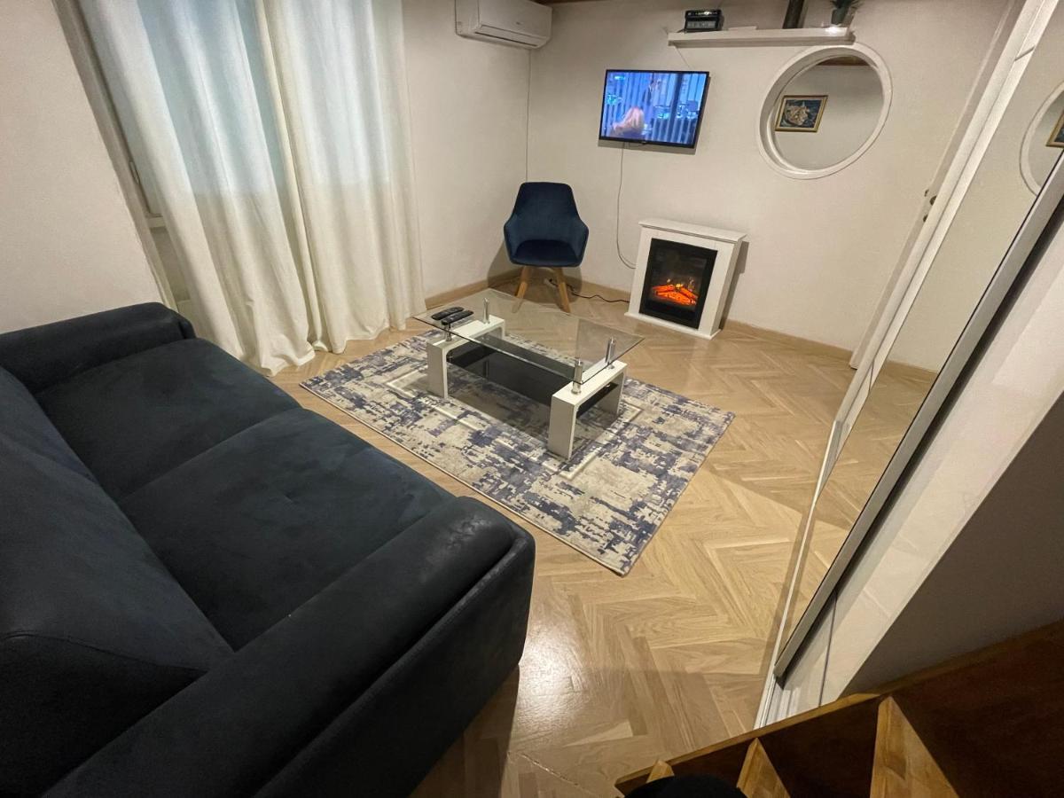 Drinka Parlament Center Apartment Belgrado Exterior foto